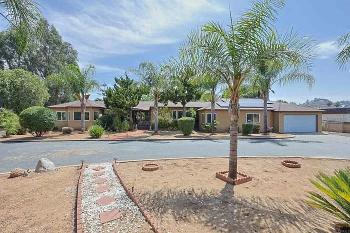 1919 Jalisco Rd — Photo 29