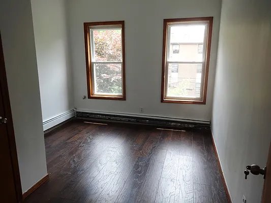 Rented by Blue Egg Realty Corp | media 16