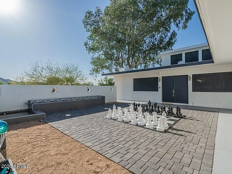 3302 E Turquoise Ave — Photo 7