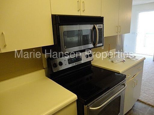 5th image of 91-1063 Oaniani St APT E
