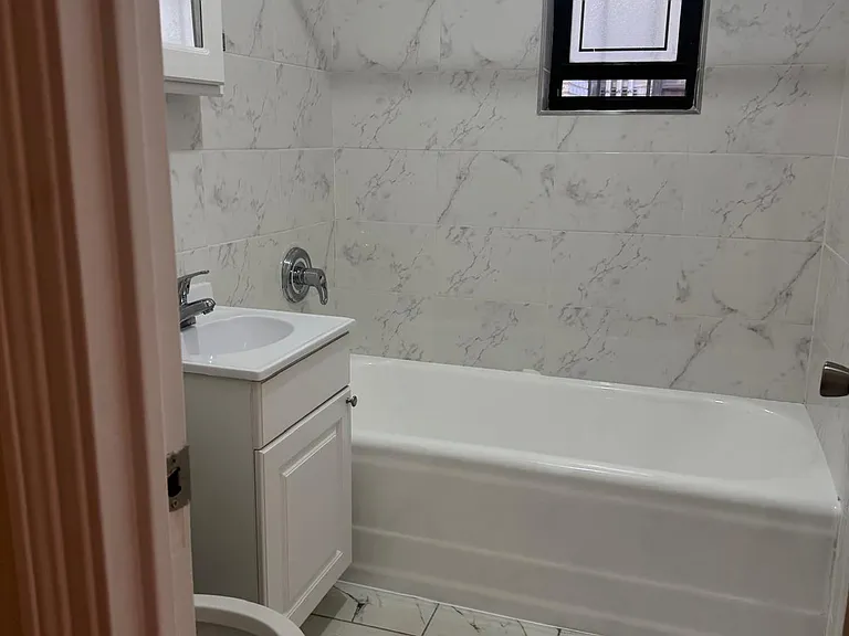 706 Eastern Pkwy #1A — Photo 12