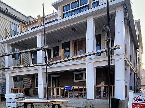 2nd image of 1116 Ocean Ave #A
