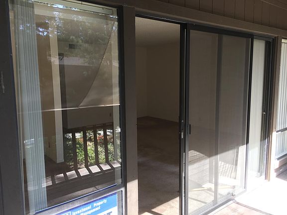 5th image of 2462 Larkspur Ln APT 346