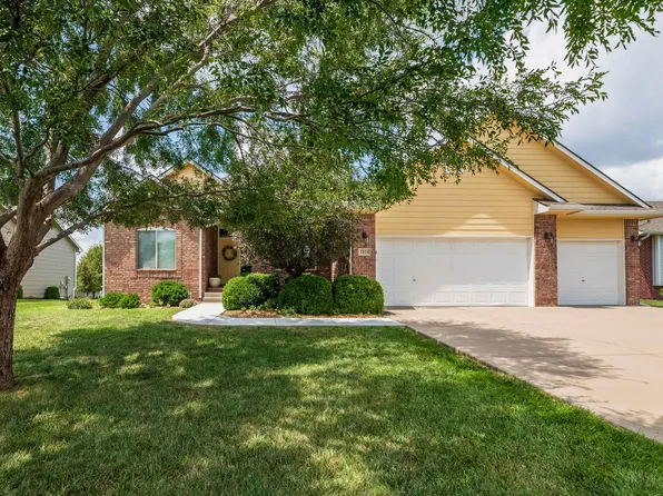 2321 S Cranbrook St, Wichita, KS 67207