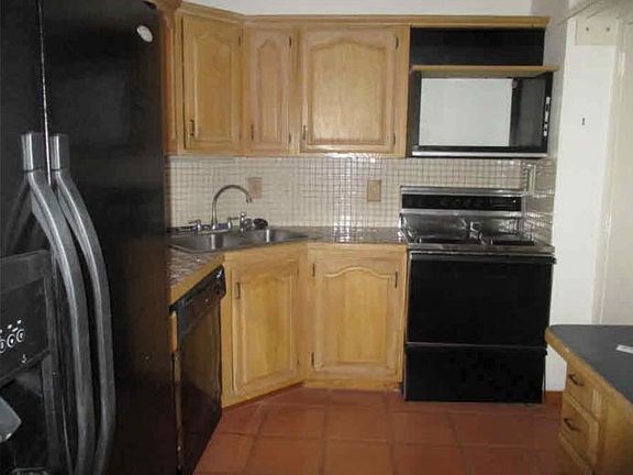 3rd image of 3015 N Ocean Blvd APT 5H