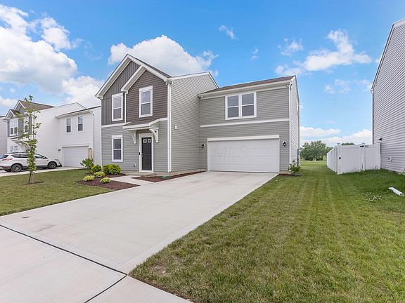 4th image of 111 Boutot St