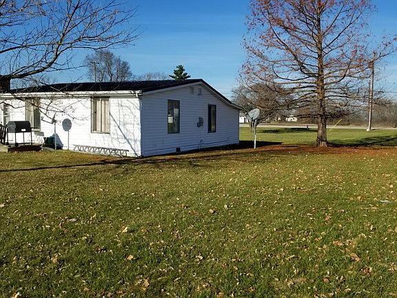 3rd image of 962 W State Road 18