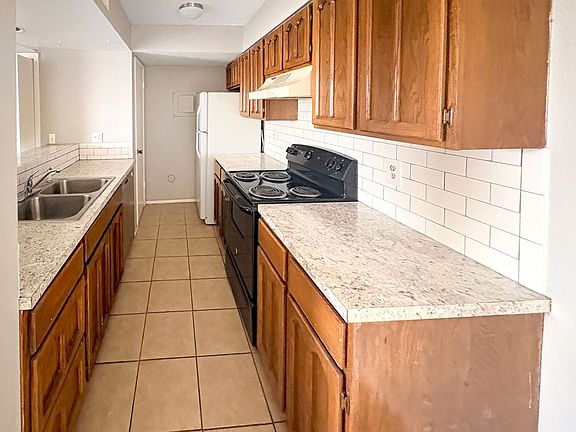 4th image of 4032-4038 N Calle Grande Grande #4036
