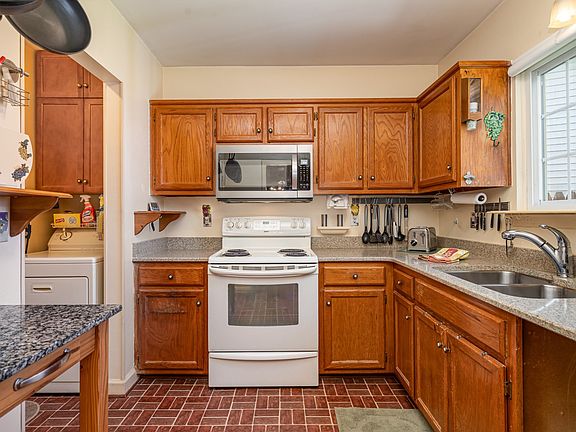 5th image of 7028 Somerset Farms Dr