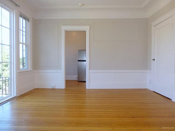 5th image of 1212 Willard St APT 8