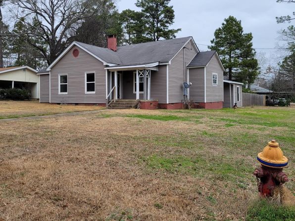 737 E Elm St, Prescott, AR 71857