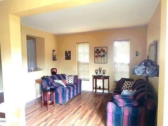 2nd image of 3707 Mount Carmel Ln
