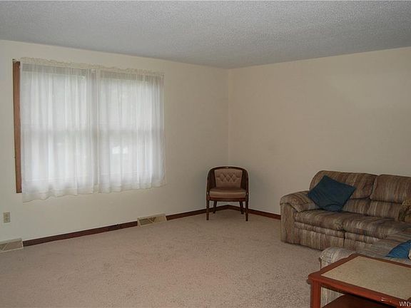 2nd image of 343 Wimbledon Ct