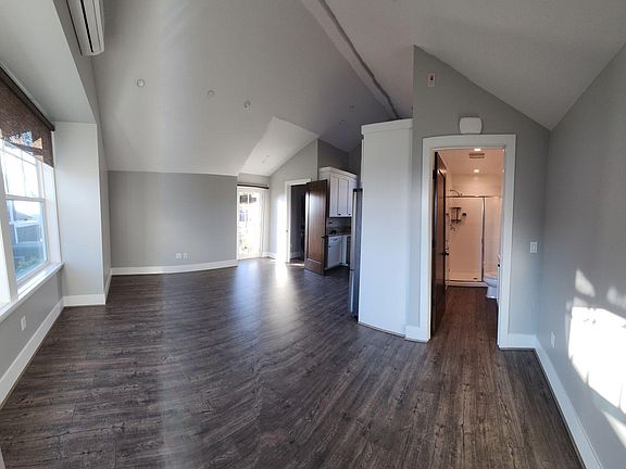 5th image of 290 Campina Ct