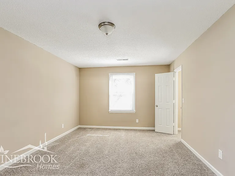 6322 Cardinal Wood Dr — Photo 12
