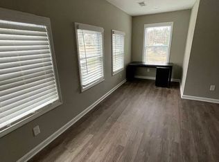 122 Colemans Bluff Dr, Woodstock, GA 30188