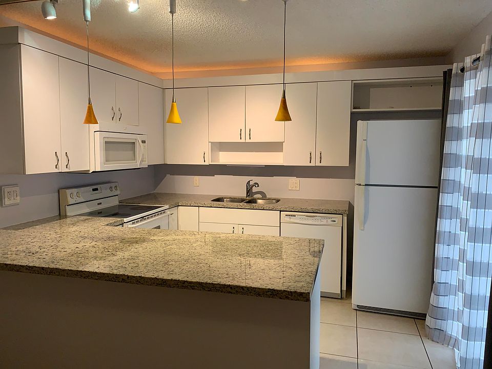 2nd image of 511 5th Ln #511