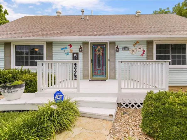2309 Wilson Ave, Leavenworth, KS 66048