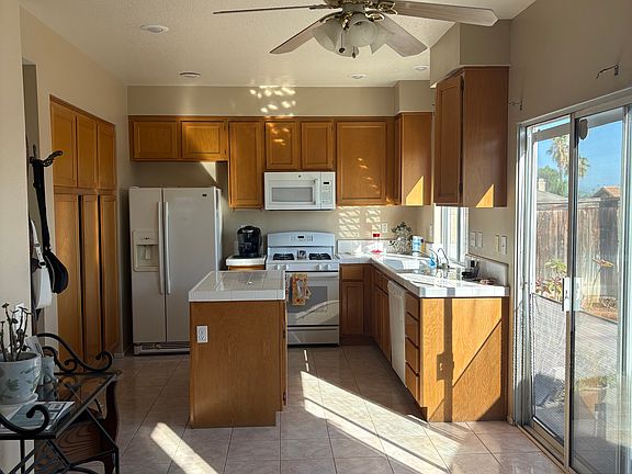 3rd image of 1335 Haven Tree Ln