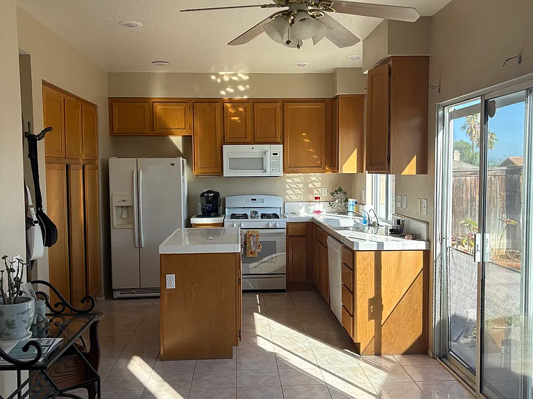 1335 Haven Tree Ln — Photo 4