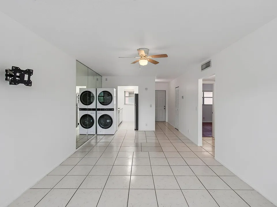 500 SW 2nd Ave #211