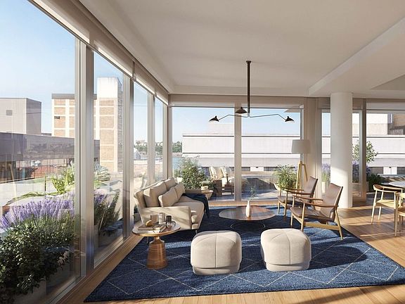 5th image of 547 W 47th St #517
