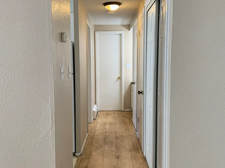 1148 N Washington St #5 — Photo 5