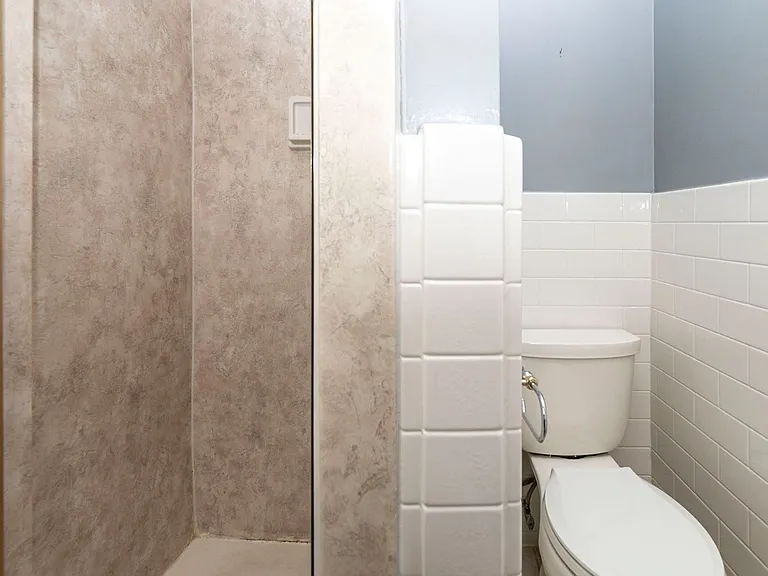941 Evergreen Ave — Photo 26