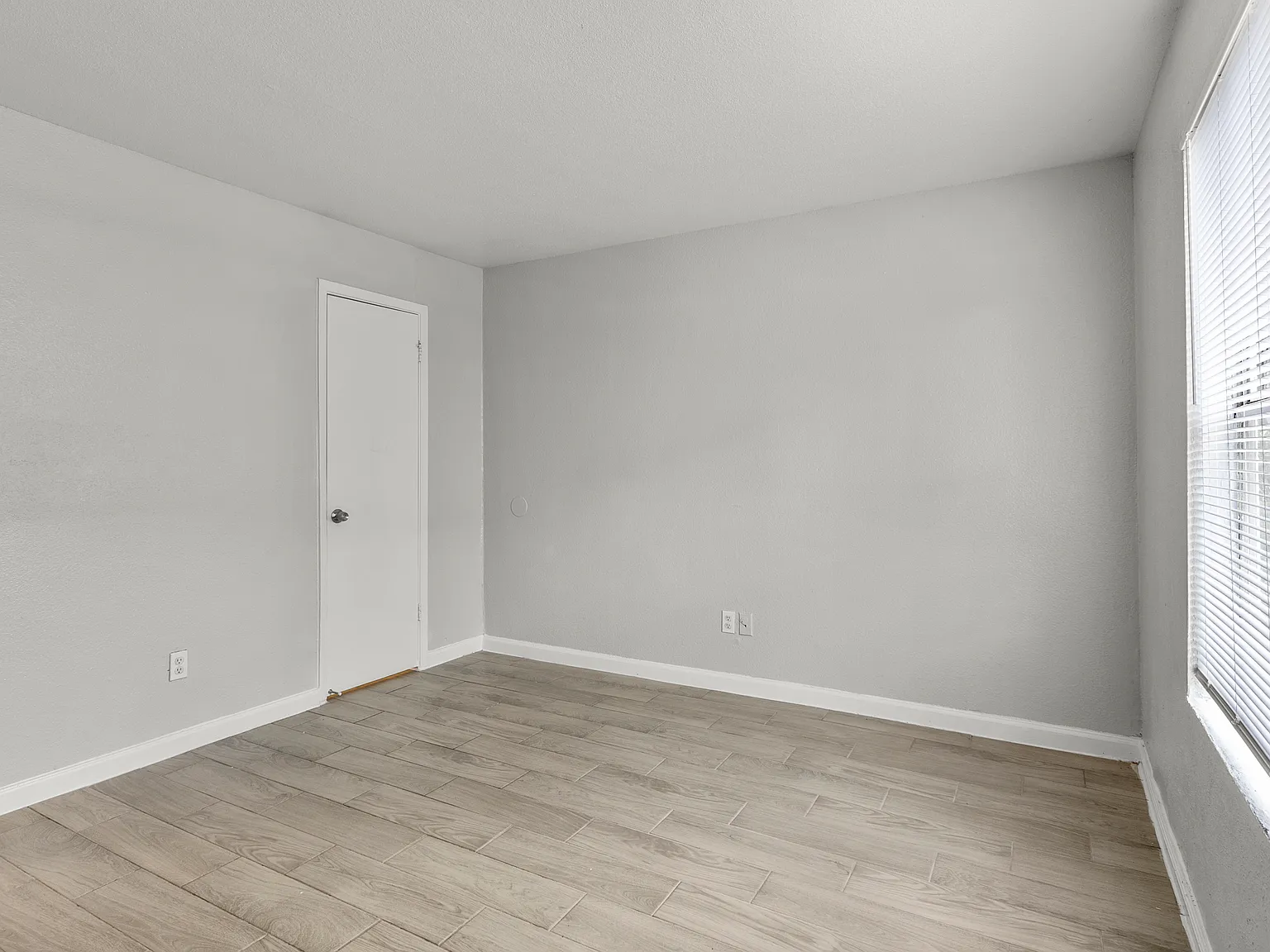 Buena Villa Apartments — Photo 3