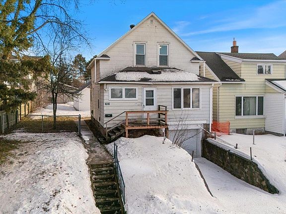 2nd image of 616 Summit St