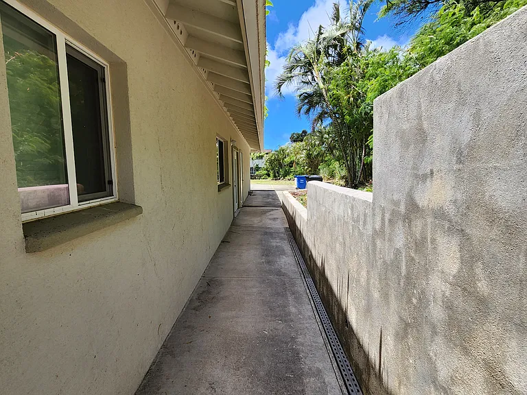 246 Moomuku Pl — Photo 21