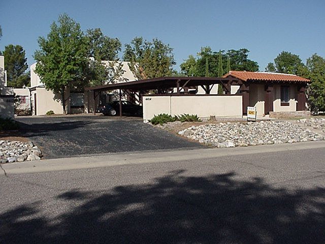 4404D Plaza Vista