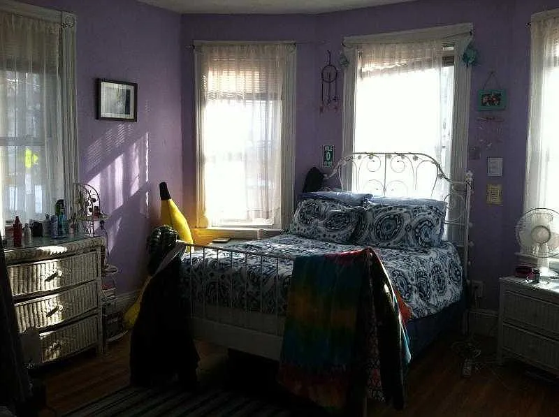 3 bed, $3,200 — Photo 2
