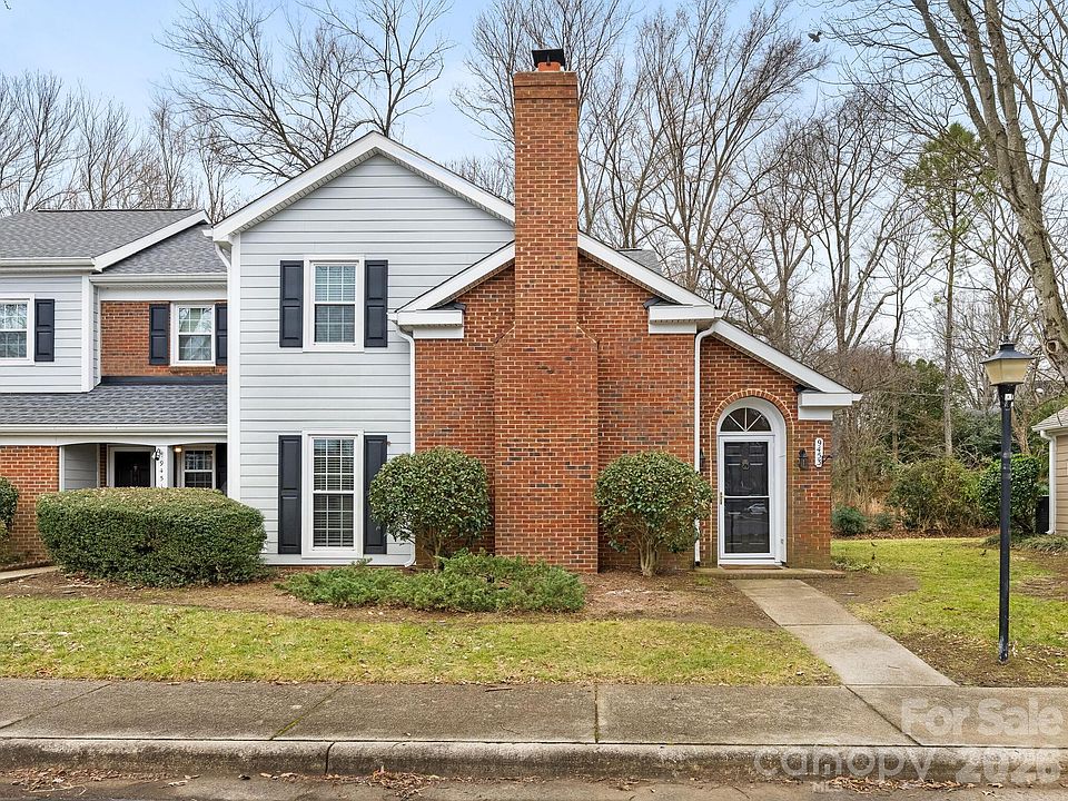 1st image of 9453 Kings Falls Dr