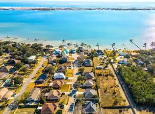 2089 Bella Breeze Ct, Navarre, FL 32566