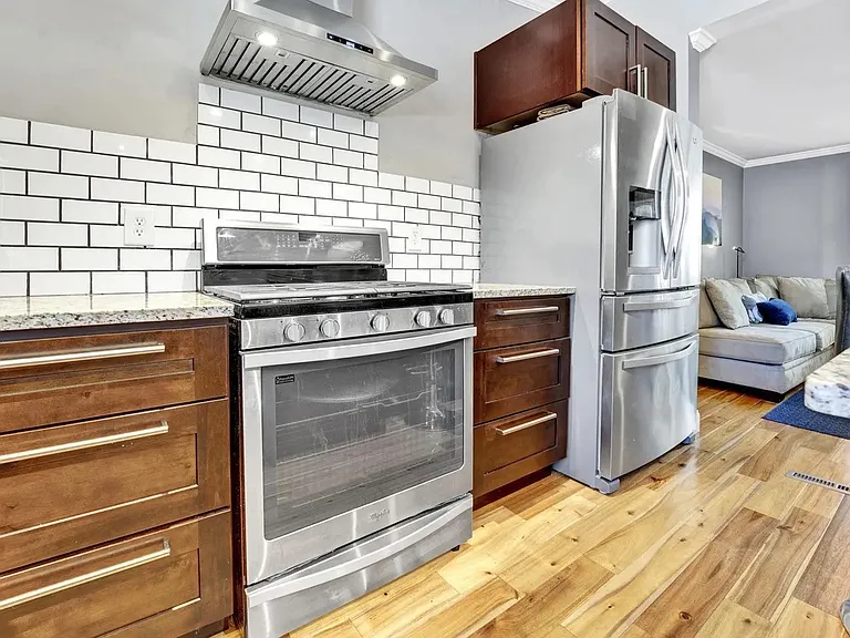 237 Old Grove Rd — Photo 11