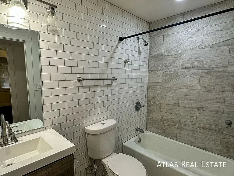 1129 W 650 North St — Photo 30