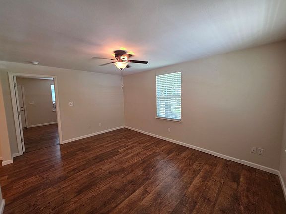 4th image of 5142 Regalo Dr