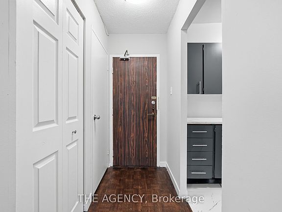 2nd image of 2350 Dundas St W #2004A