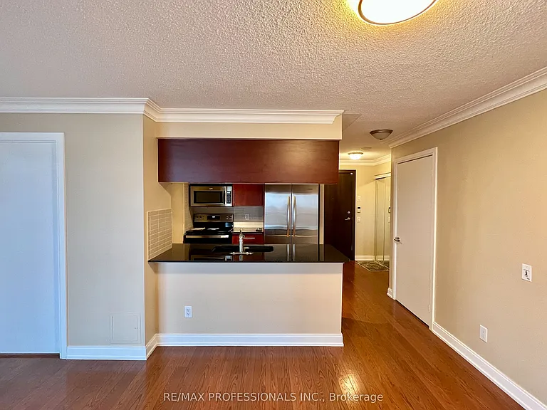 25 Viking Ln #1548 — Photo 2