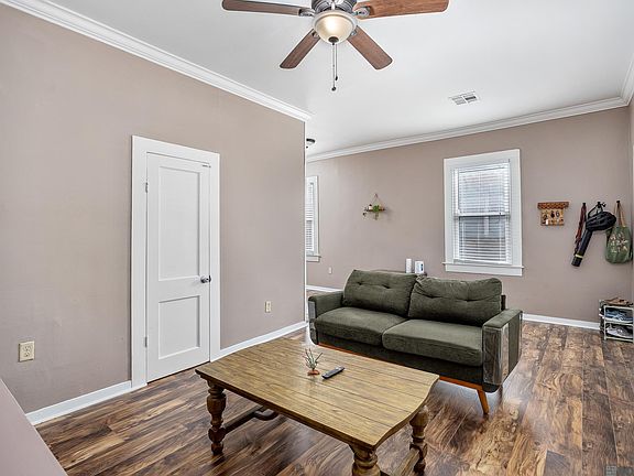 4th image of 2639 McGrath Ave