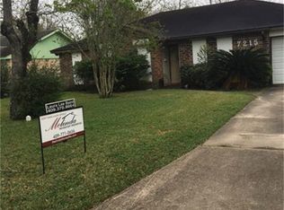 7215 Mallard Dr, Texas City, TX 77591