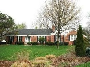 1111 Essex Ct, Batavia, IL