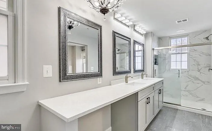 214 Hart Mews — Photo 19