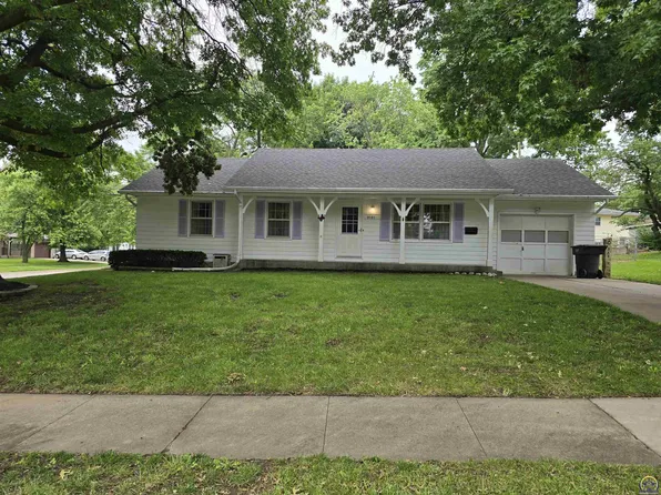 3101 SW 31st Ter, Topeka, KS 66614
