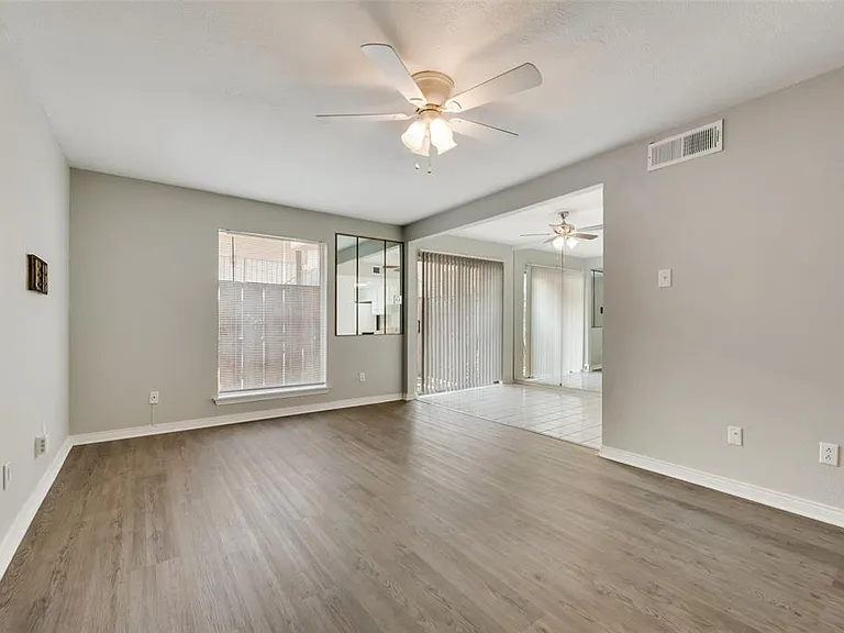 15914 Stillwood St #1079 — Photo 10