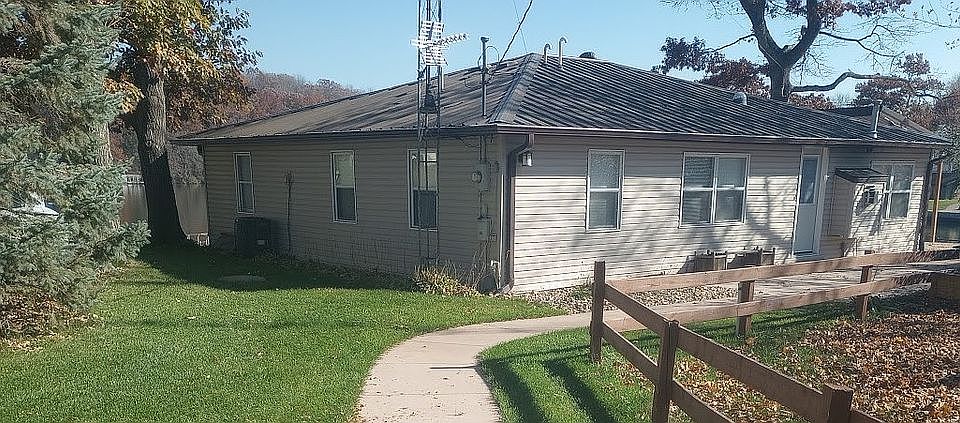 1st image of 20800 262nd St