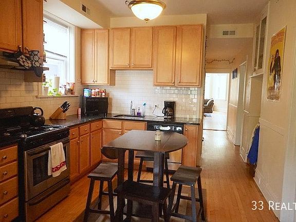 3rd image of 1216 W Montana St APT 2