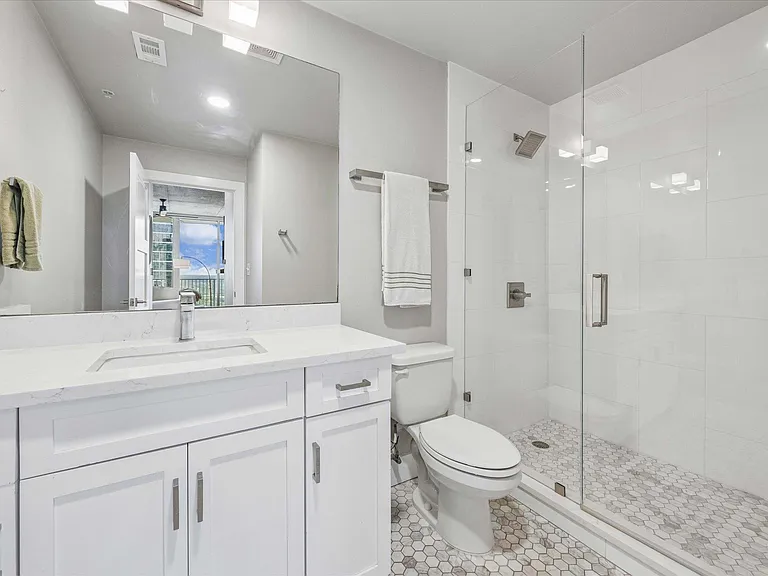 360 Nueces St #3702 — Photo 20