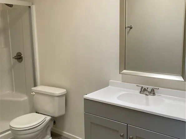 8505 Columbus Ave Unit 304, North Hills, CA 91343